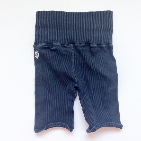 2/25 Free People Movement X FP Movement Rich Soul Rib Short in Black Revolve - Picture 2 of 4